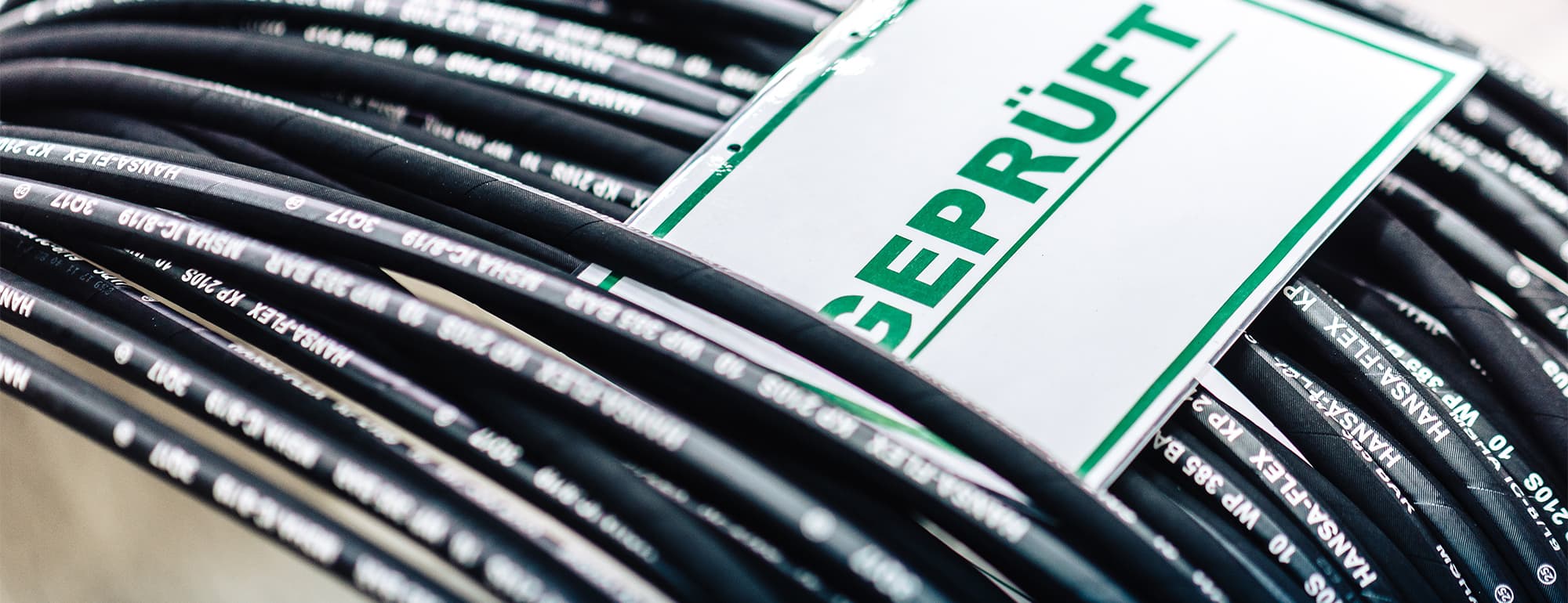Hose management | Ihr Systempartner für Hydraulik | HANSA-FLEX